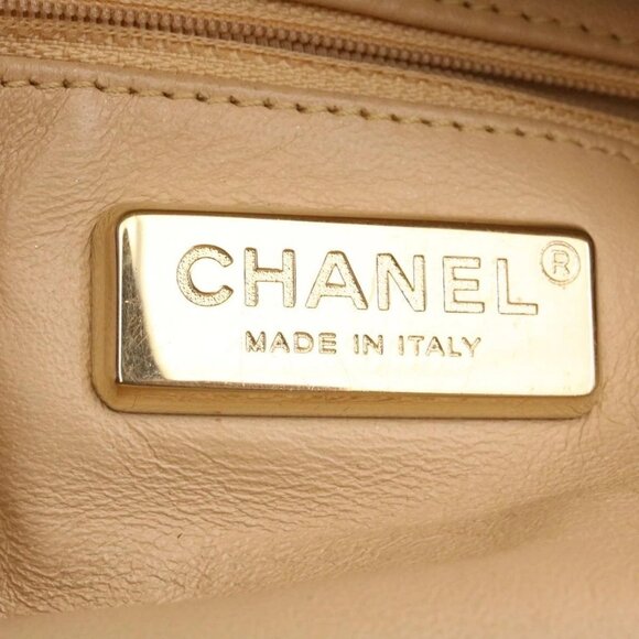 CHANEL Grained Calf Skin Tote Bag Leather White CC Auth 28380A - Picture 10 of 16